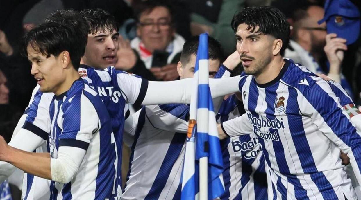 包含瓦伦西亚战胜皇家社会，结束连败势头！的词条