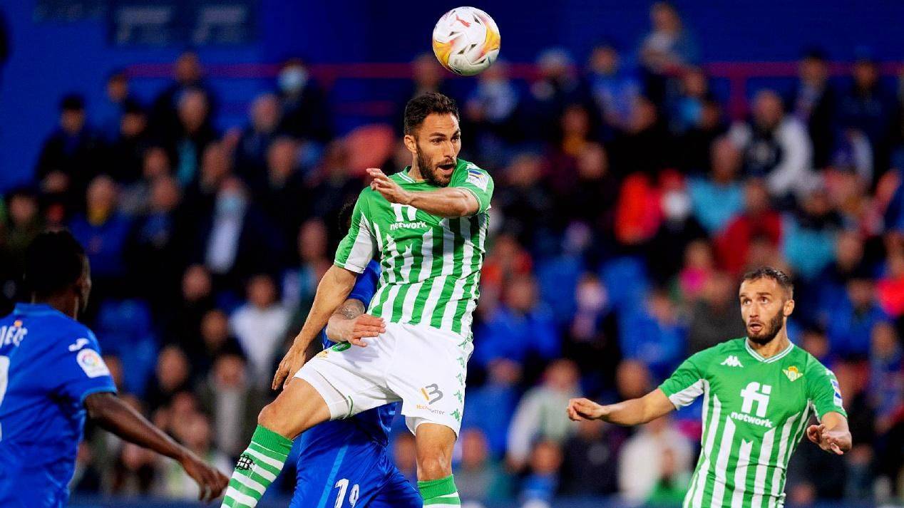 关于水晶宫在主场比赛中不敌对手，积分榜下滑的信息