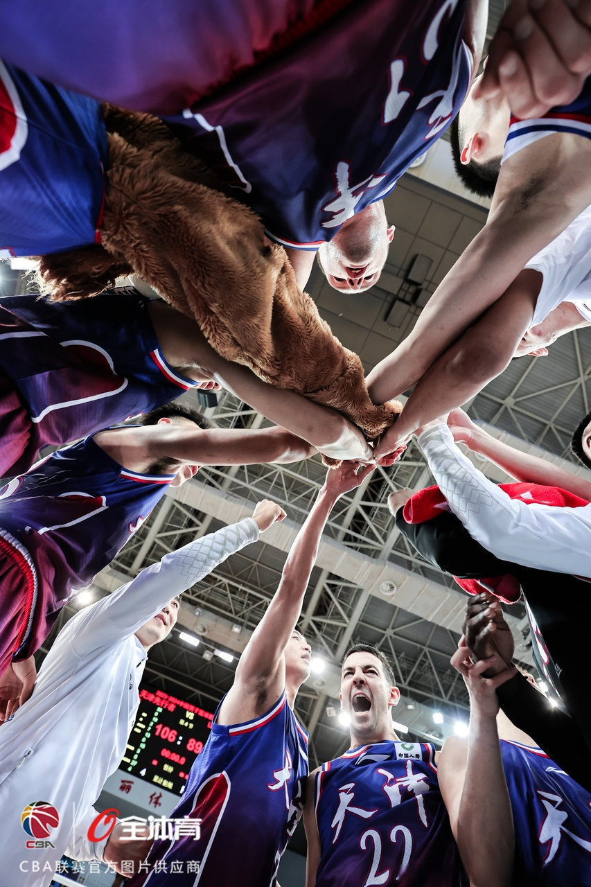 极具挑战的篮球联赛聚焦球员实力竞逐